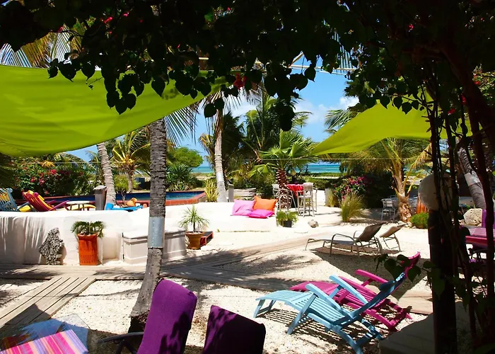 Beach House Aruba Apartments
